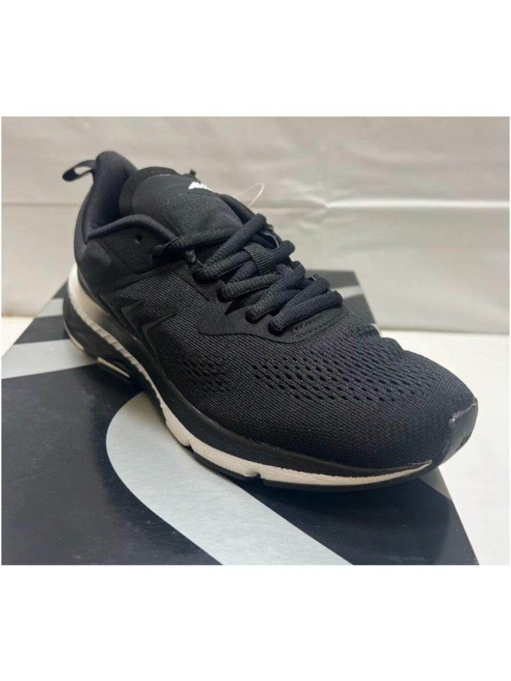 Avia Run Swift Womens Lightweight Mesh Running Shoes Black/White Size 6 NEW - Picture 3 of 12